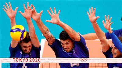 طائرة فرنسا تضرب موعدًا ناريًا مع الأرجنتين في نصف نهائي طوكيو 2020