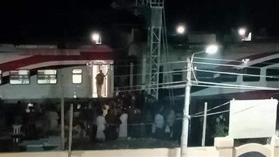التحفظ على سائق قطار الروسي بعد خروج 3 عربات عن القضبان بسوهاج