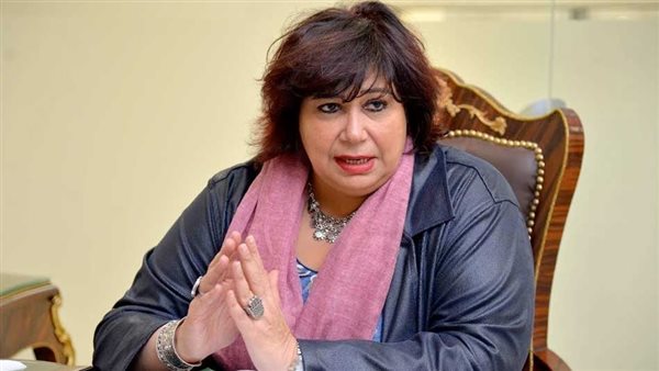 وزيرة الثقافة