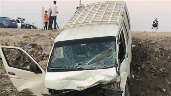 حادث تصادم بين سيارتين