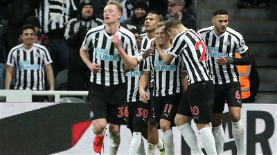 نيوكاسل يسجل الهدف الثاني في شباك ليفربول (2-2)