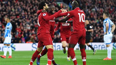 ديفوك أوريجي يسجل الهدف الثالث لليفربول في شباك نيوكاسل