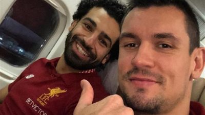 لوفرين يوجه رسالة ضاحكة إلى محمد صلاح (فيديو)