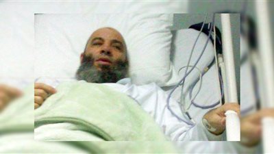 ماذا كتب نجل الشيخ محمد حسان للرد على حقيقة وفاة والده؟