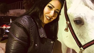 سمية الخشاب لأحمد سعد: هتتحاسب على الكلام ده.. وتوجه رسالة حادة لبسمة وهبة (صورة)