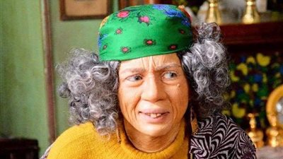 مسلسل “البرنسيسة بيسة” الحلقة 6.. سكان الحارة يقتحمون منزل سكسكة ويطلبون أموالهم