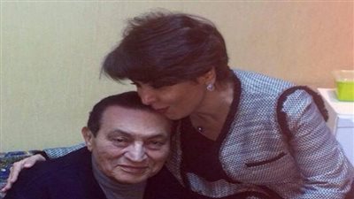 فجر السعيد تكشف عن لقاء مع الرئيس الأسبق حسني مبارك (صورة)