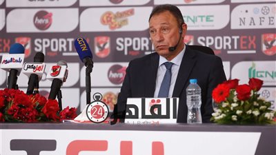 الخطيب يستعين بأدمن صفحات السوشيال ميديا في المركز الإعلامي للأهلي.. والراتب؟!