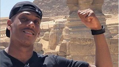 نجم مانشستر يونايتد يستجم في مصر بعد انتهاء الدوري الإنجليزي (صور)