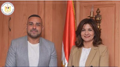 أول عالم فضاء مصري في الوكالة الألمانية: أحلم بنقل المعرفة لبلدي (صور)