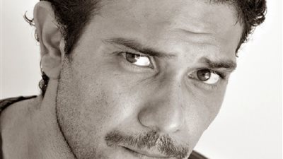 آسر ياسين: الإرهاب لا يعرف دين ولا زمان ولا يهتم أننا في نهار رمضان (تدوينة)