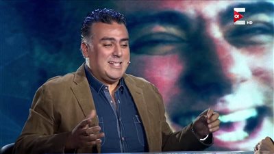 تامر حبيب يسخر من “كرشه”بـ”كوميكس” من مقلب “رامز في الشلال” (صورة)