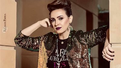 تزامنًا مع نجاحها في “زي الشمس”.. ريهام عبد الغفور تتألق في جلسة تصوير جديدة (صور)