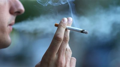 موقع كويتى: مواطن مصرى يعتدى بالضرب على “ابن بلده” بسبب السجائر