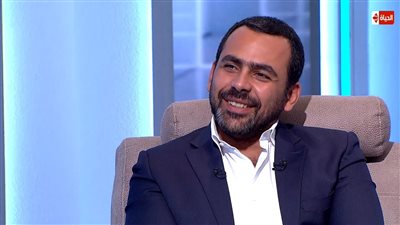 تغريم يوسف الحسيني 50 ألف جنيهًا بتهمة سب وقذف المستشار أحمد الزند
