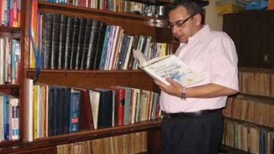 في ذكرى ميلاده الـ57.. كيف تحدث أحمد خالد توفيق عن السوشيال ميديا؟ (صور)