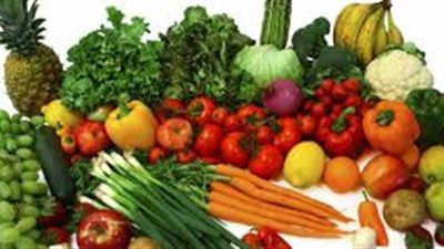 الطماطم بـ4 جنيهات..تعرف على أسعار الخضروات بسوق العبور مساء اليوم السبت