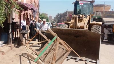 محافظة سوهاج: إزالة 227 حالة إشغالات مرافق متنوعة بأخميم وحي شرق خلال 3 أيام (صور)
