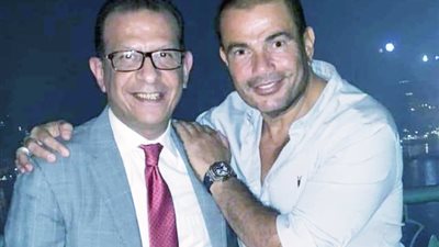 عمرو دياب يطالب “الأعلى للإعلام” بغلق 5 قنوات تنشر أعماله (نص البلاغ)