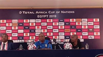 مدرب زيمبابوي: منتخب مصر صعب جدًا.. ويكشف موقف بيليات من المشاركة