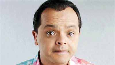 شاهد كيف احتفل محمد هنيدي بتريزيجيه بعد إحرازه الهدف الأول