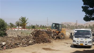 محافظة سوهاج: رفع 147 طن مخلفات صلبة وقمامة في حملات مكبرة للنظافة (صور)