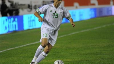 كريم مطمور: منتخب الجزائر يمتلك لاعبين قادرين على صناعة الفارق في أمم إفريقيا