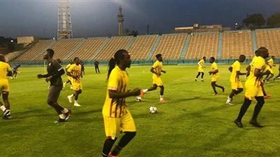 منتخب زيمبابوي مهدد بفقدان ثنائي الفريق أمام أوغندا