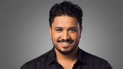 مصطفى حجاج يضم أخر أغنية لألبومه استعدادا لطرحه
