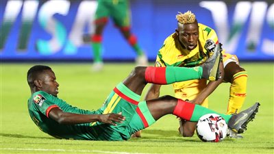 مختار الحسن يدخل التاريخ ويسجل أول أهداف موريتانيا بأمم إفريقيا (فيديو)