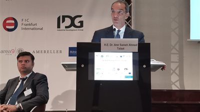 وزير الاتصالات: التحول الرقمي سيكون محفزًا للثورة الصناعية الرابعة