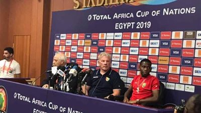 مدرب منتخب غينيا: يجب أن نتسلح بالشجاعة لعبور عقبة نيجيريا .. ونجم ليفربول جاهز 100%