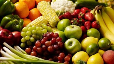 العنب بـ8 جنيها.. تعرف على أسعار الفاكهة في سوق العبور اليوم الأحد