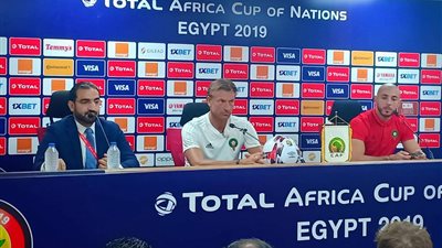 رينارد يعلن تعديلات في تشكيل منتخب المغرب أمام جنوب إفريقيا