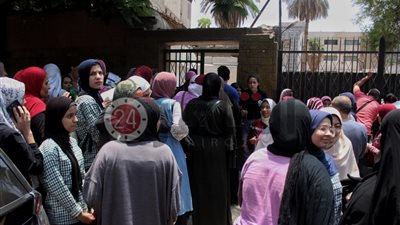 طلاب الثانوية العامة ينهون أداء امتحانات اللغة الأجنبية الثانية.. ويستعدون للمواطنة