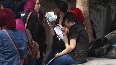 “الإيطالي فيه تكة”.. أراء طلاب الثانوية العامة في امتحانات اللغة الأجنبية الثانية