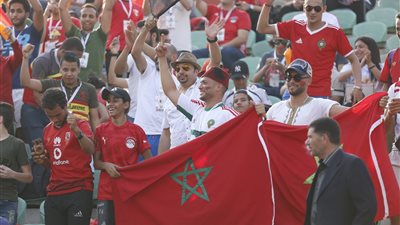 جماهير المغرب تدعم فخر العرب في المدرجات (صورة)