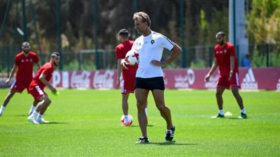 رينارد بعد الفوز على جنوب إفريقيا.. يوصف لاعبي المنتخب المغربي بـ “بماسكي السيجار”