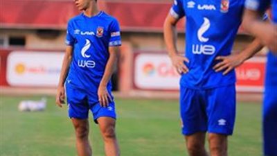 الجمعة.. عمار حمدي ينتظم في تدريبات الأهلي الجماعية