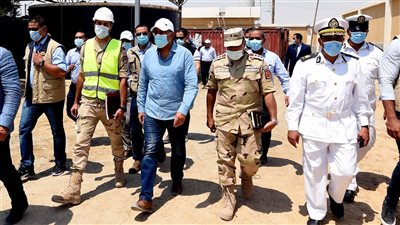 بحضور مدبولي.. قناة السويس تستعرض فليمًا تسجيليًا عن حياة المشير طنطاوي 