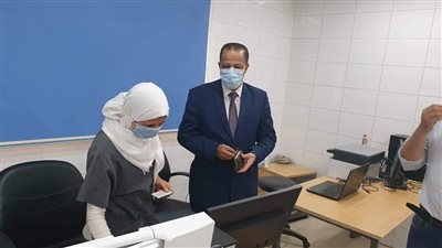 وكيل وزارة الصحة بالقليوبية يتفقد مراكز لقاح فيروس كورونا ببنها وكفر شكر