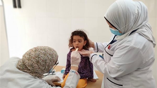 الكشف على مواطنين