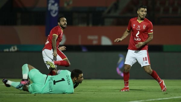 هدف الأهلي في مرمى