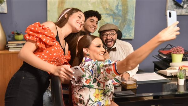 فريق عمل فيلم معالي