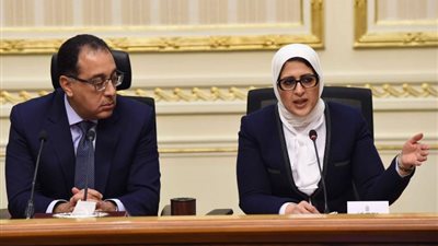 وزيرة الصحة: نرغب في عقد شراكات لتصنيع المواد الخام للأدوية بمصر