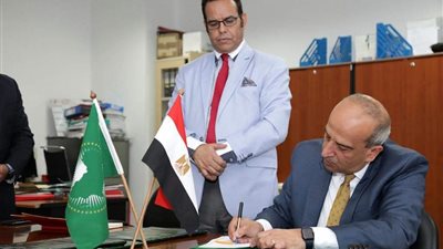 سفير مصر بإثيوبيا يوقع على انضمام مصر للنظام الأساسي للدواء الإفريقية
