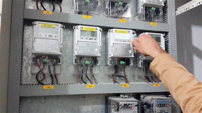 للقضاء علي مشاكل الكهرباء..