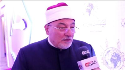 خالد الجندي: صوت المرأة ليس عورة.. ورفعه لا يناسب أنوثتها وكرامتها (فيديو)