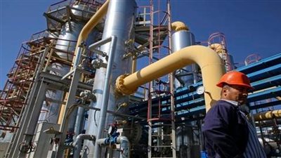 نفذتها الحكومة بالتعاون مع شركات أجنبية.. تعرف على أهم المشروعات البتروكيماوية في مصر