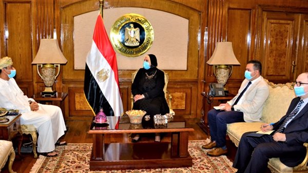 نيفين جامع وزيرة